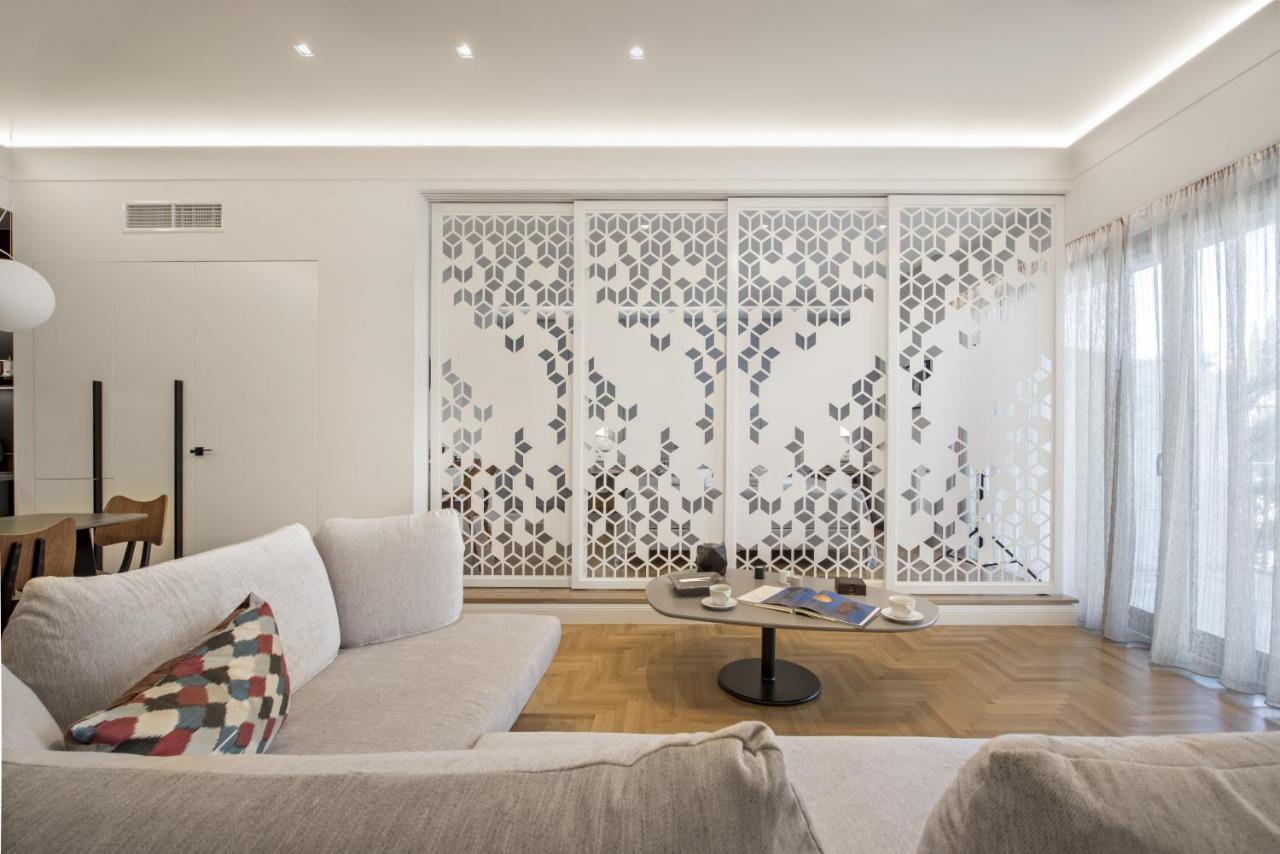 Chic At Mavilli Sq. Apartment *