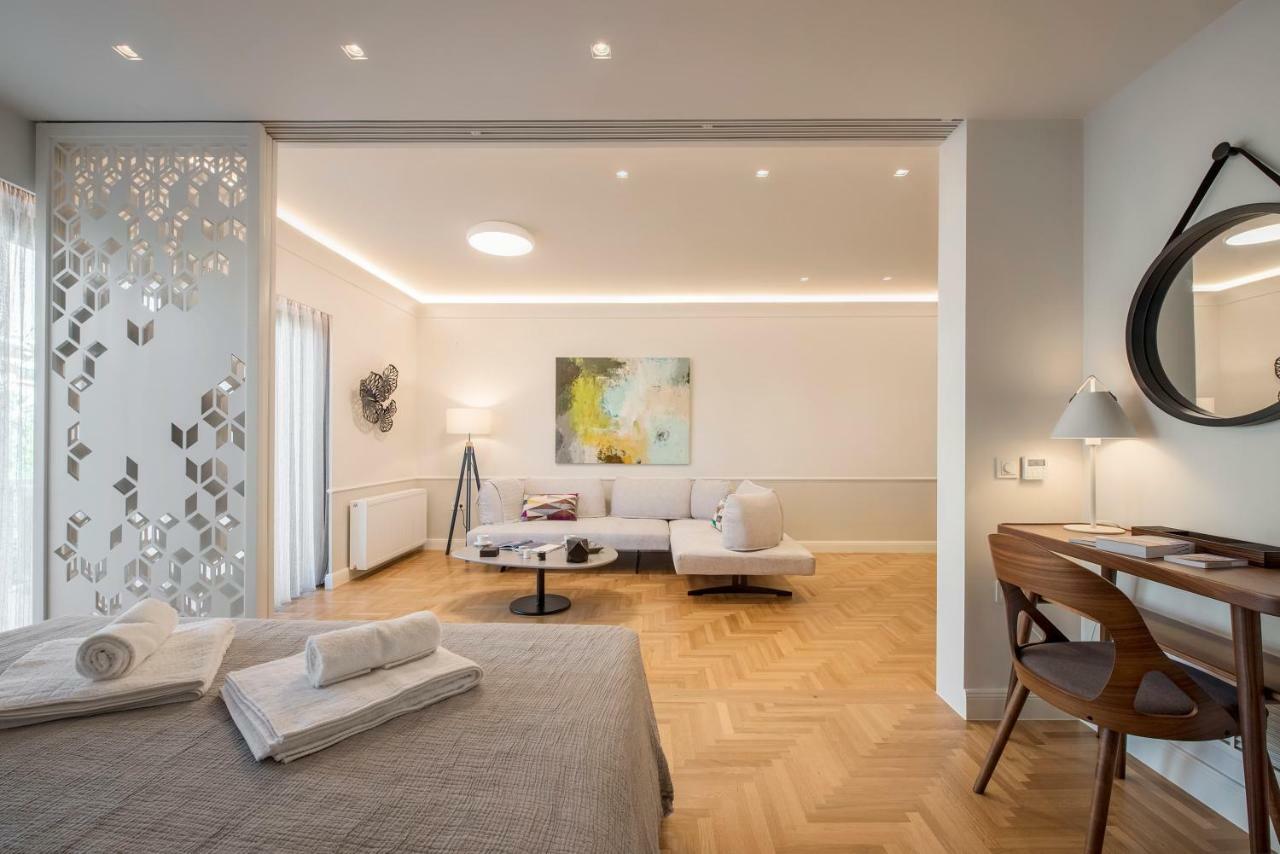 Chic At Mavilli Sq. Apartment Athen